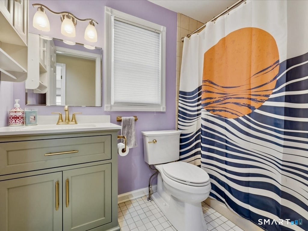 118-b Limewood Avenue Property Photo 32