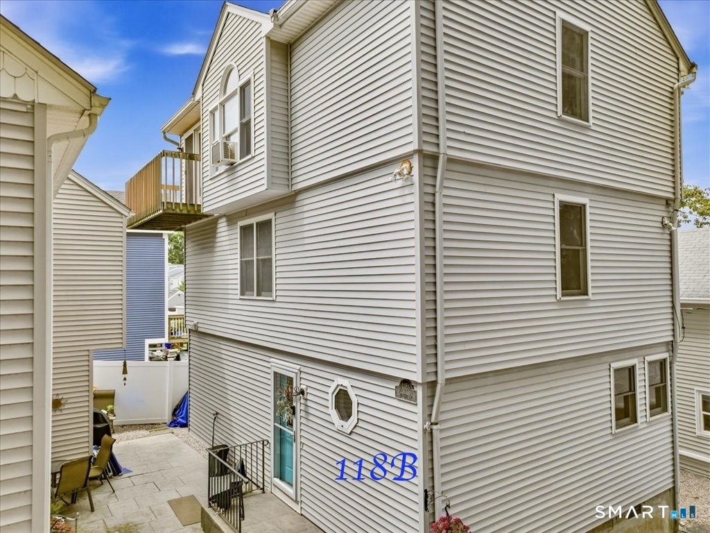118-b Limewood Avenue Property Photo 35