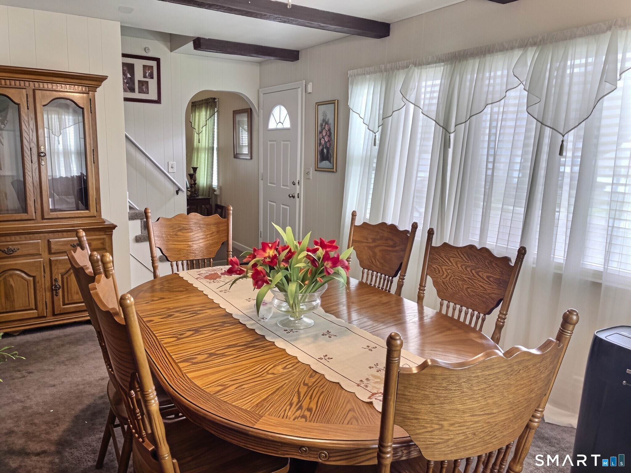 326 Soundview Avenue Property Photo 1