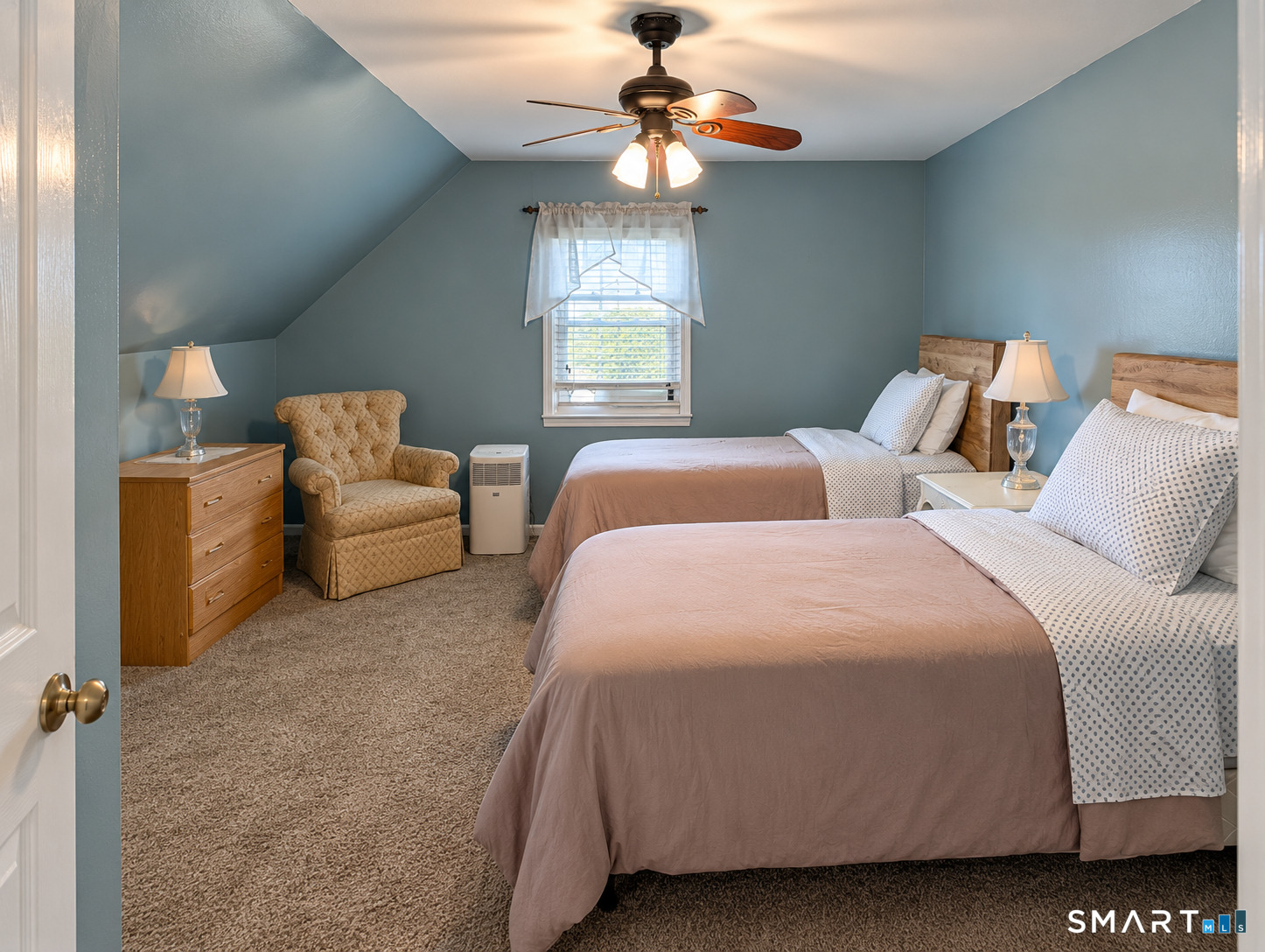 326 Soundview Avenue Property Photo 8