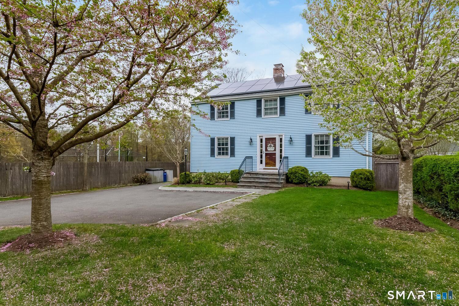 89 Noroton Avenue Property Photo 1