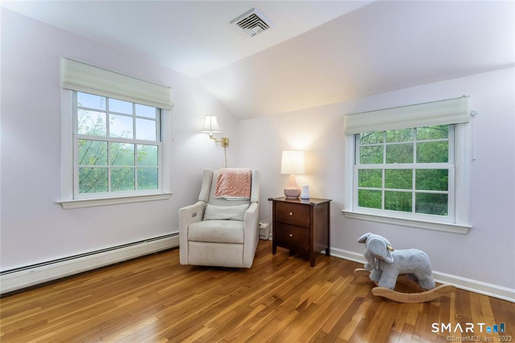 89 Noroton Avenue Property Photo 18