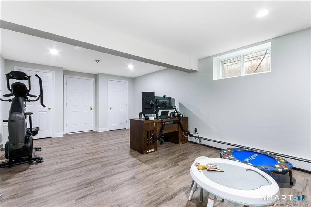 89 Noroton Avenue Property Photo 22