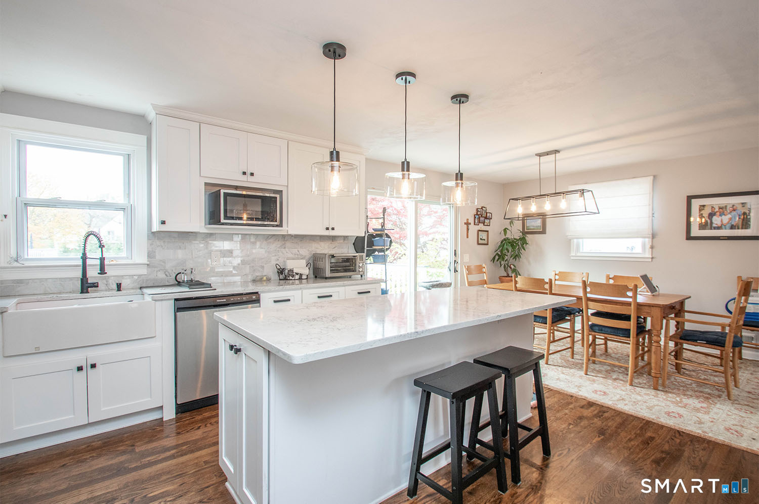 425 Judd Street Property Photo 7