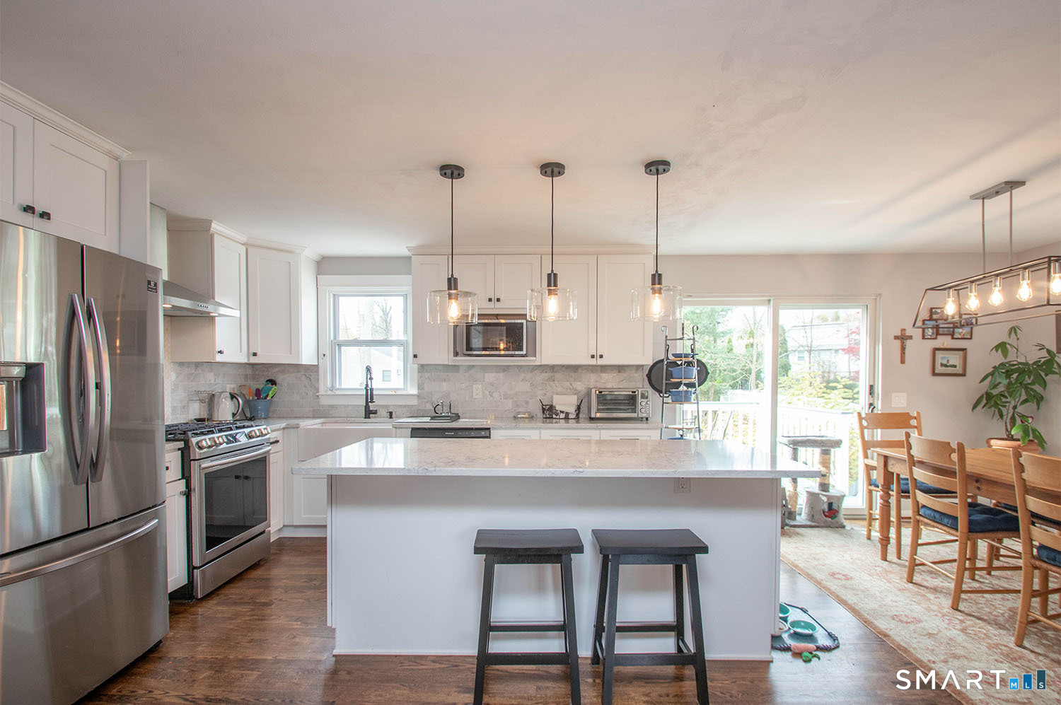 425 Judd Street Property Photo 8