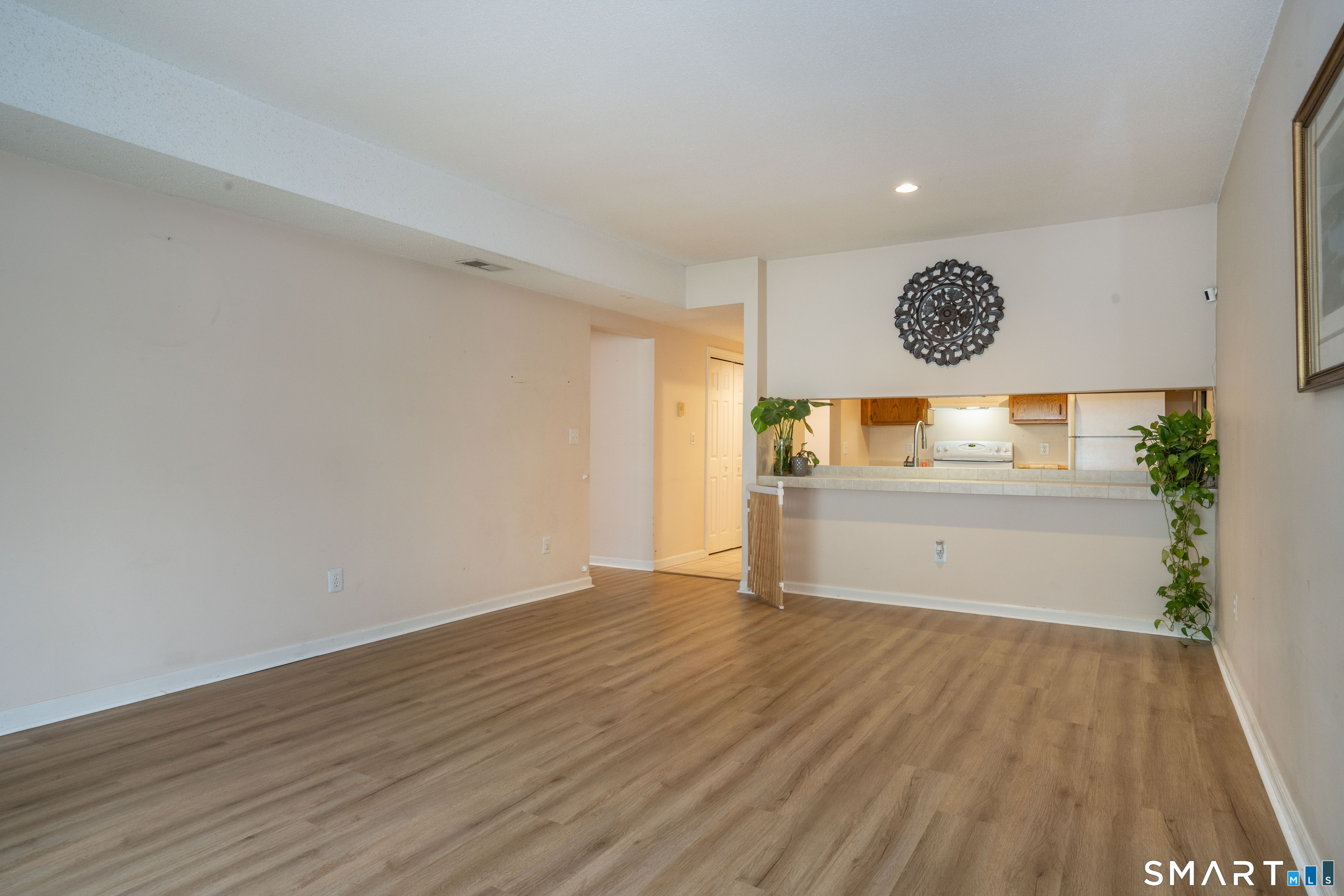 301 Carlton 301 Lane Property Photo 12
