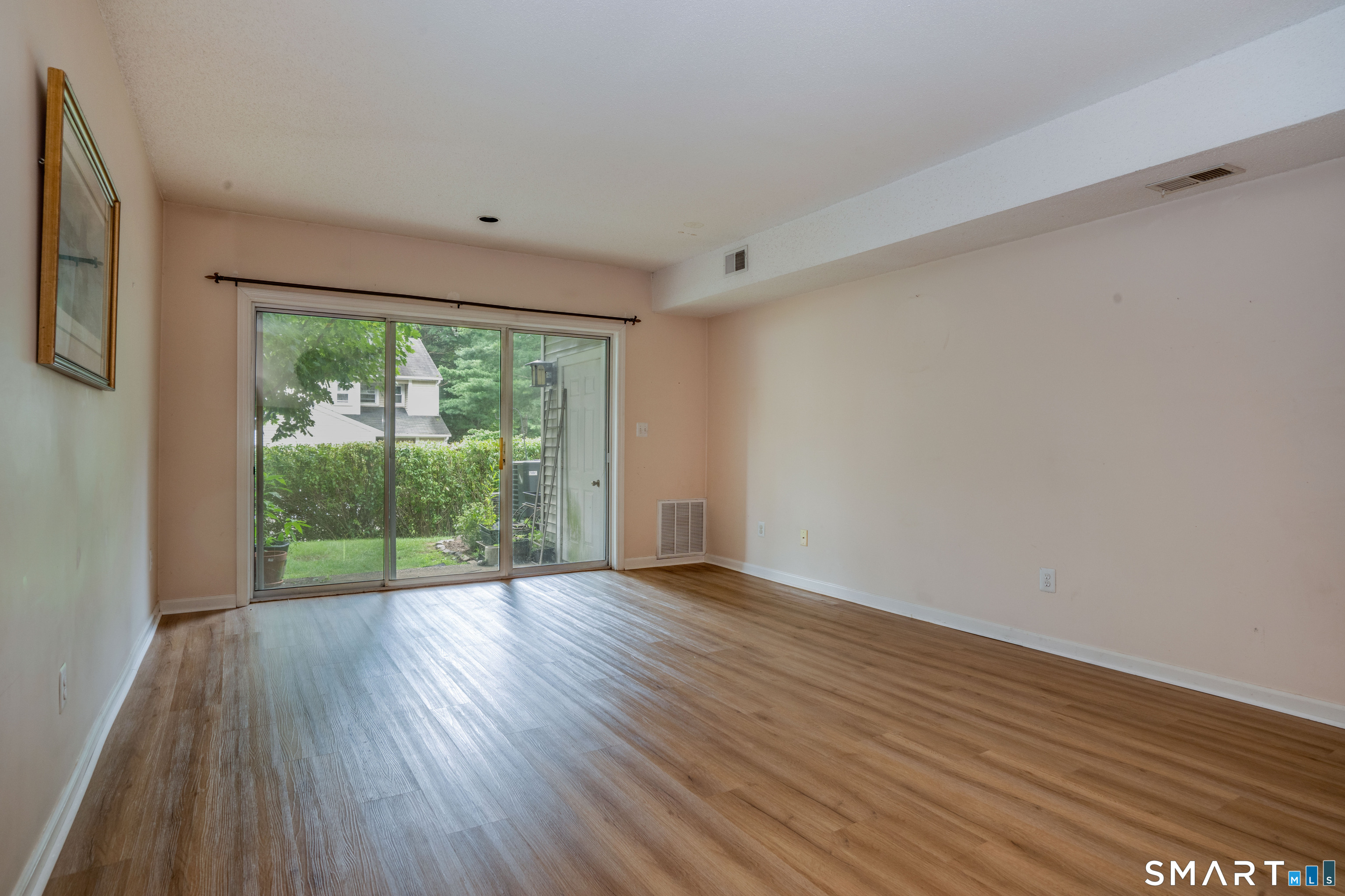 301 Carlton 301 Lane Property Photo 13