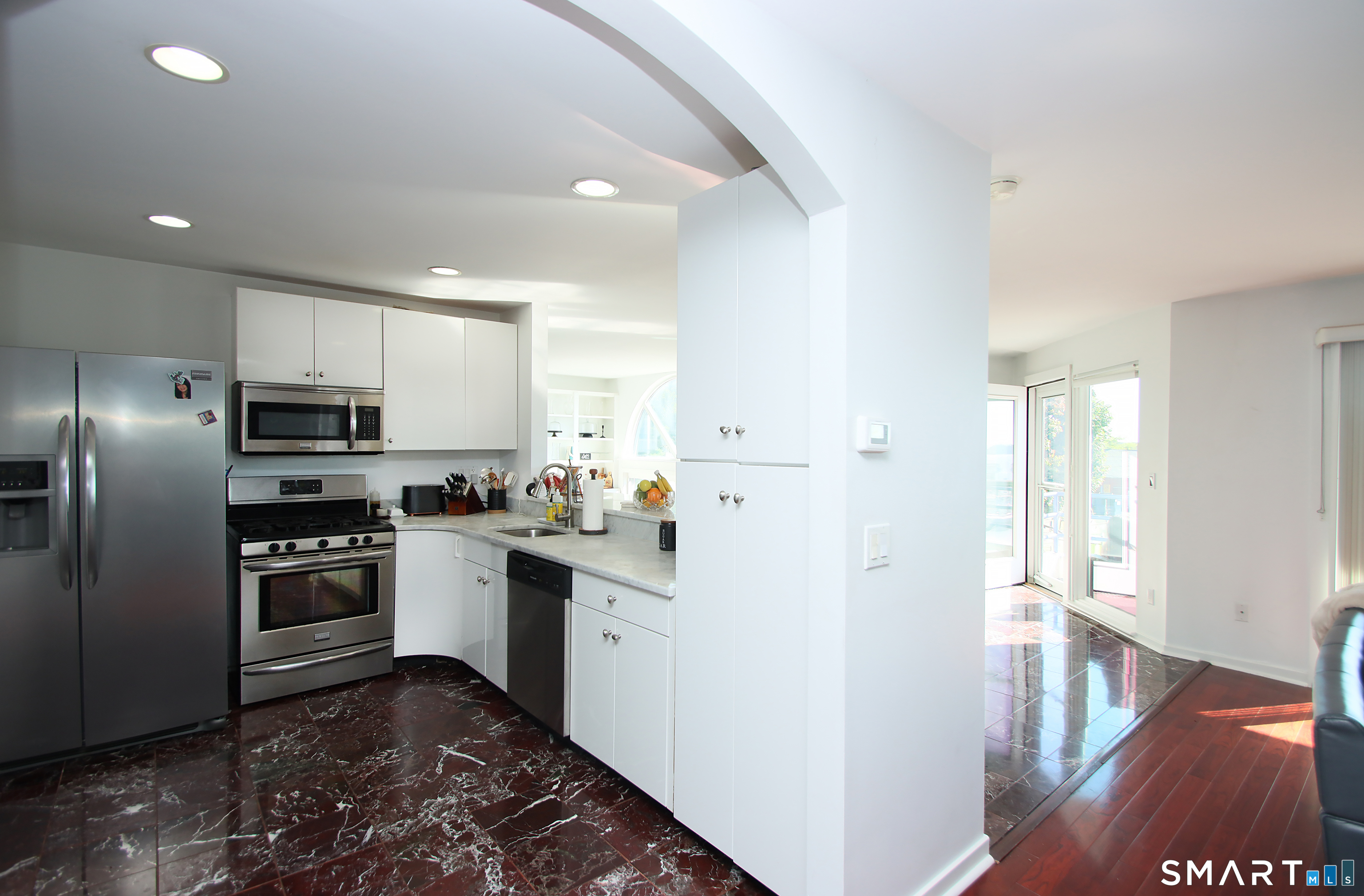 14 Harbour Close Property Photo 8