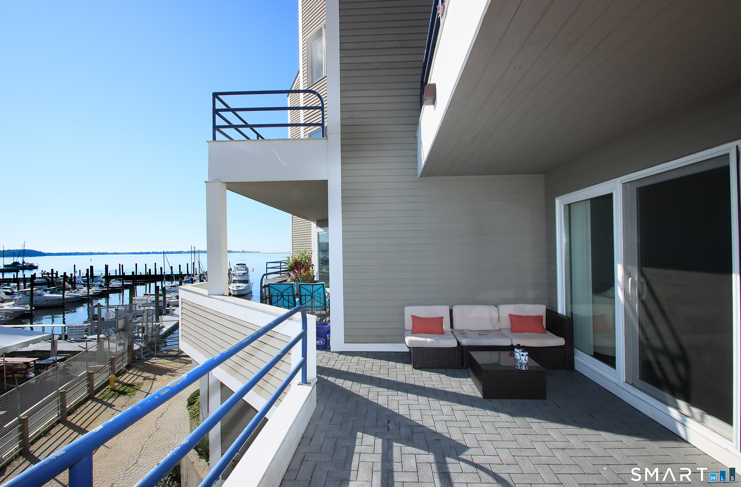 14 Harbour Close Property Photo 13