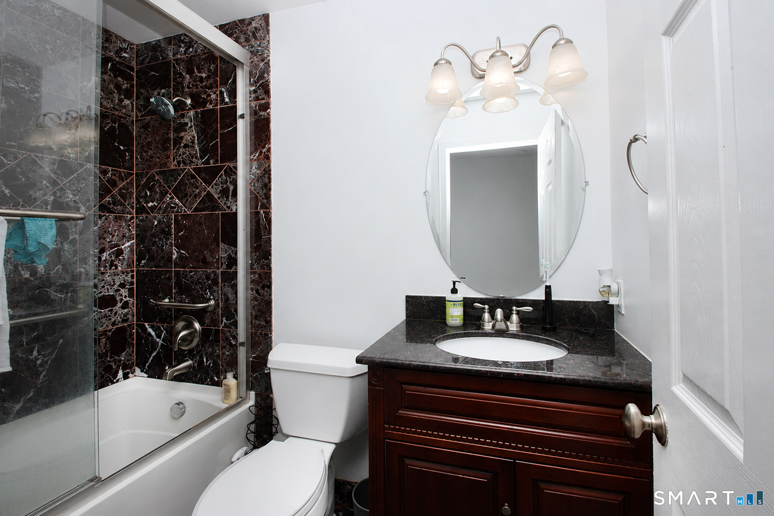 14 Harbour Close Property Photo 20