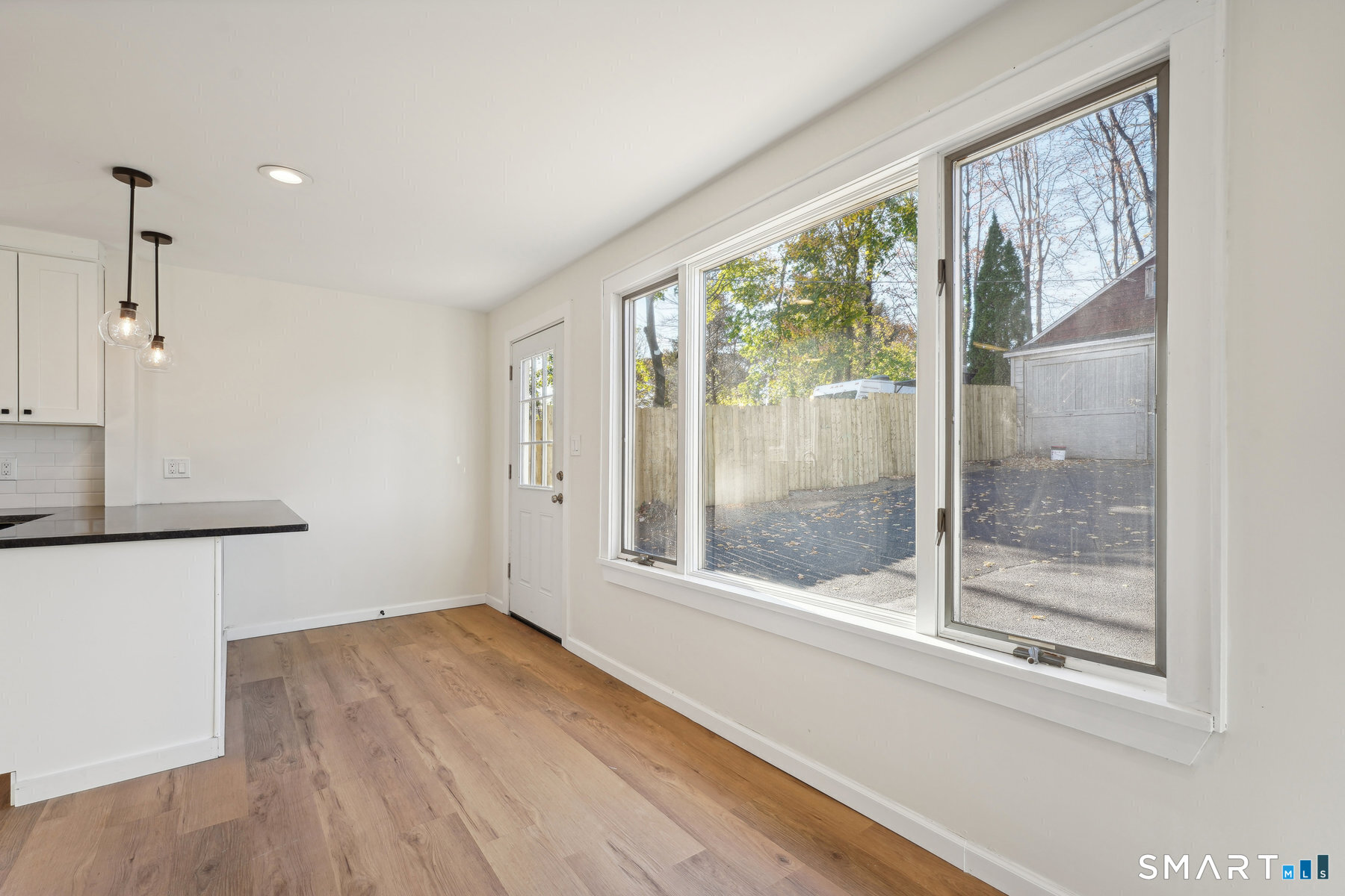 21 Soundview 1st Fl Avenue Property Photo 10