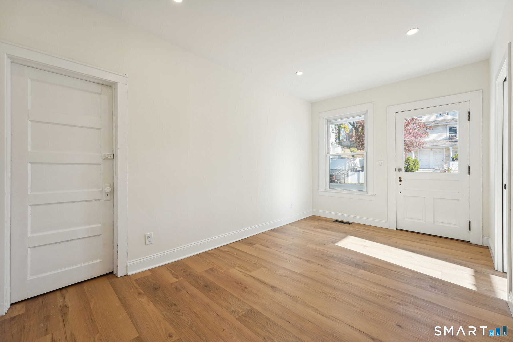 21 Soundview 1st Fl Avenue Property Photo 15