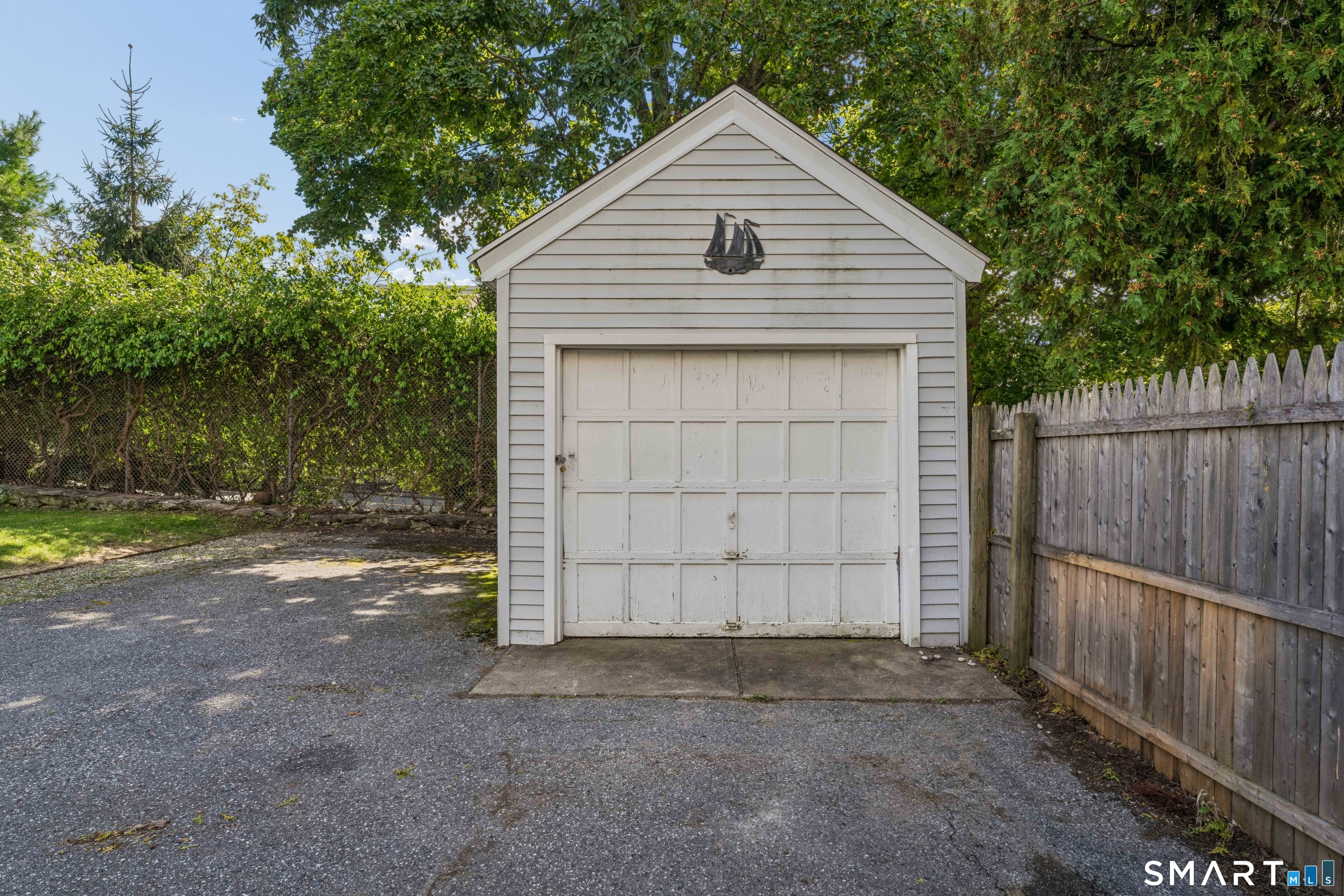 95 Orange Street Property Photo 6