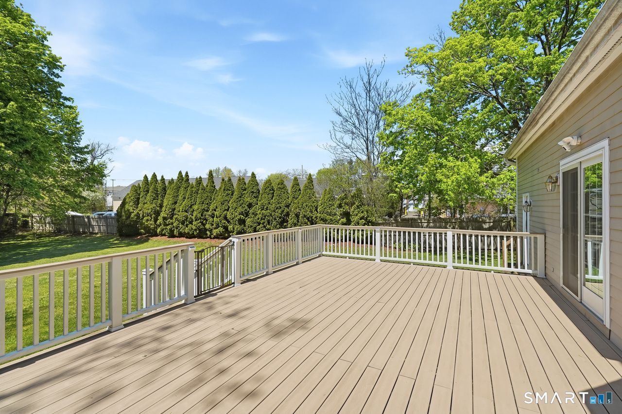 154 North Street Property Photo 25