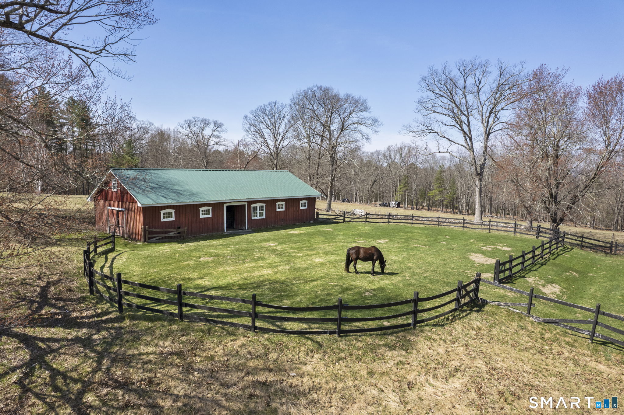 127 Steele Road Property Photo 2