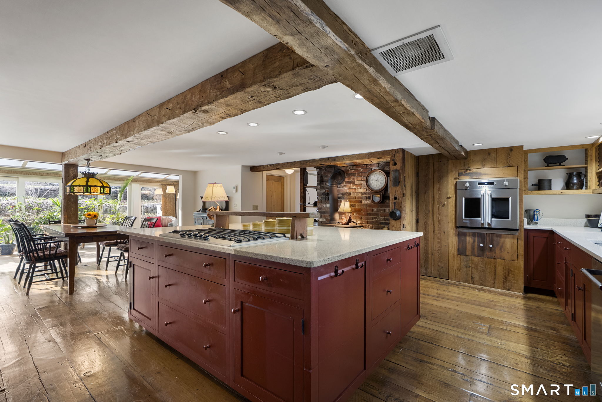 127 Steele Road Property Photo 7