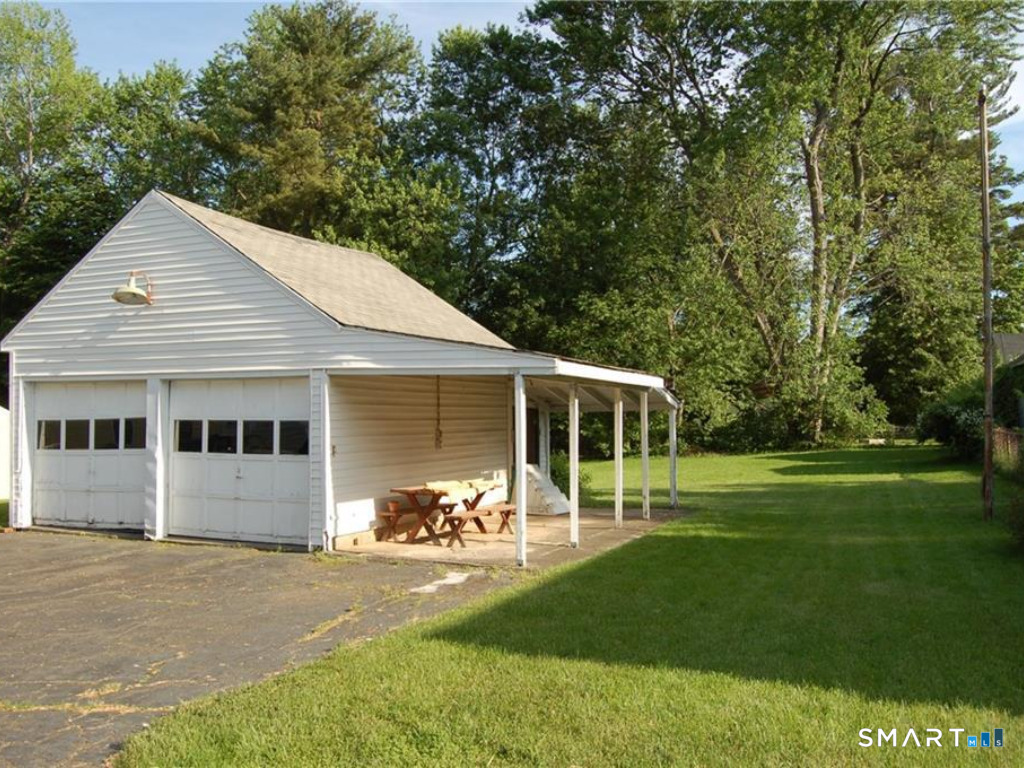 99 Seymour Avenue Property Photo 13