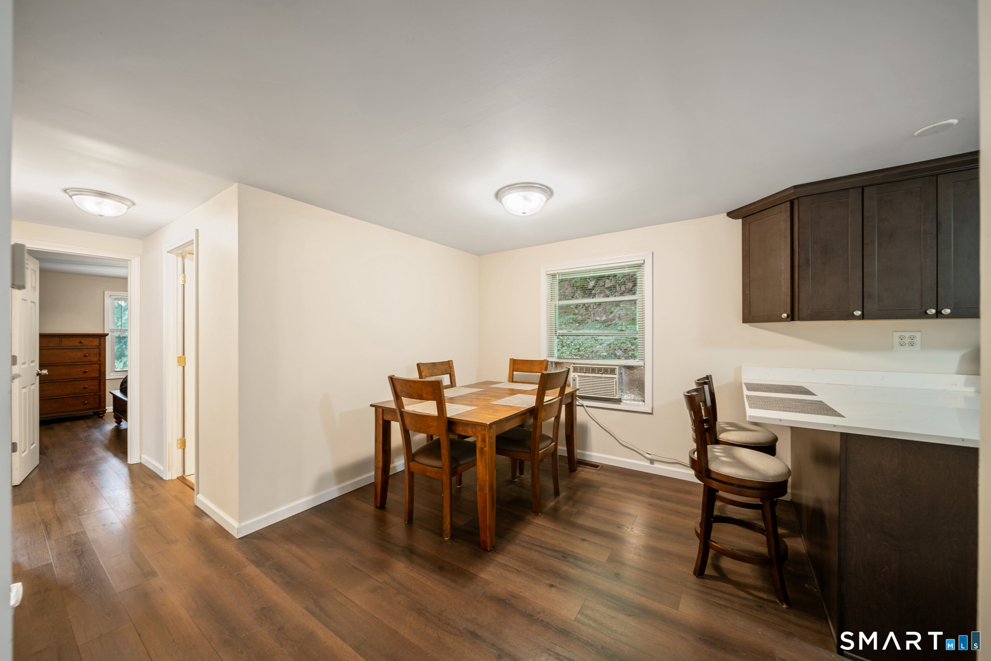 369 Prospect Street Property Photo 8