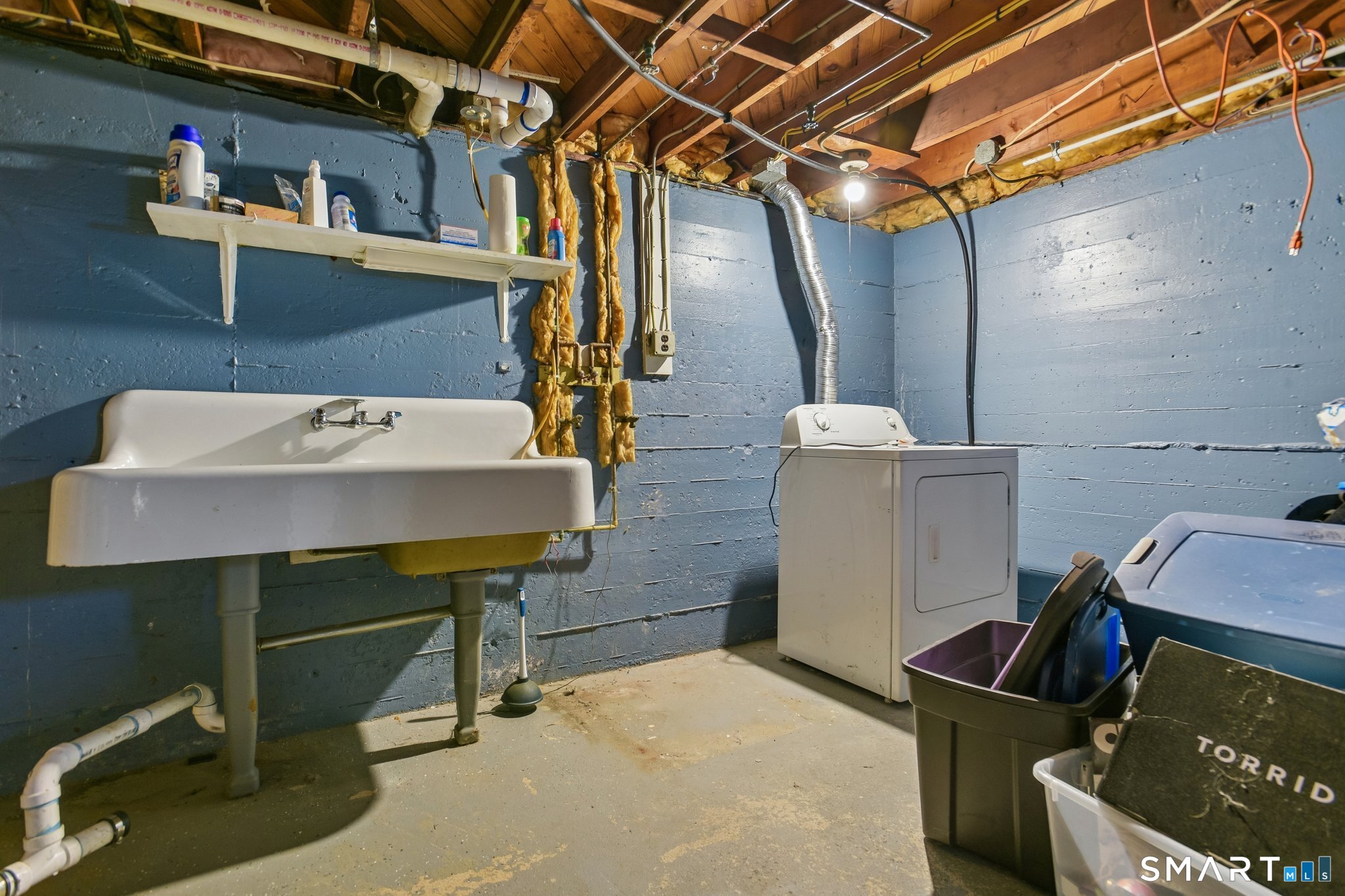 12 Windsor Road Property Photo 23