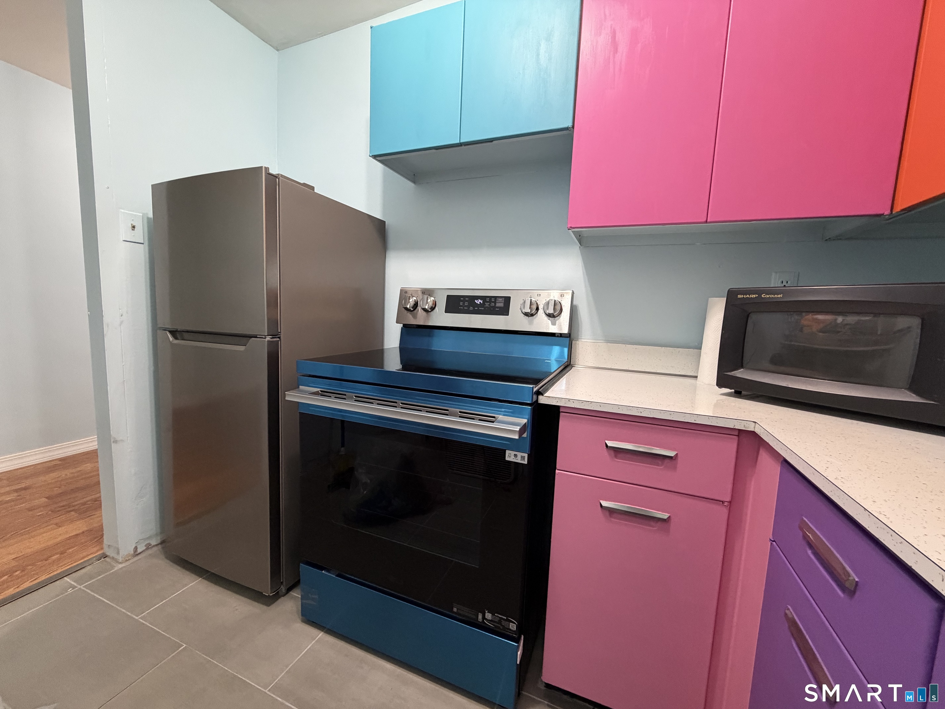 100 York 8p Street Property Photo 4