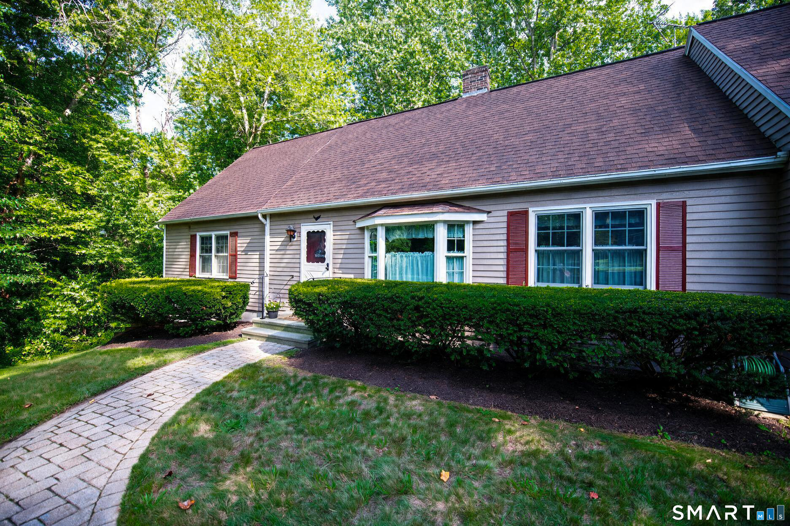 5 Northwinds Drive Property Photo 4