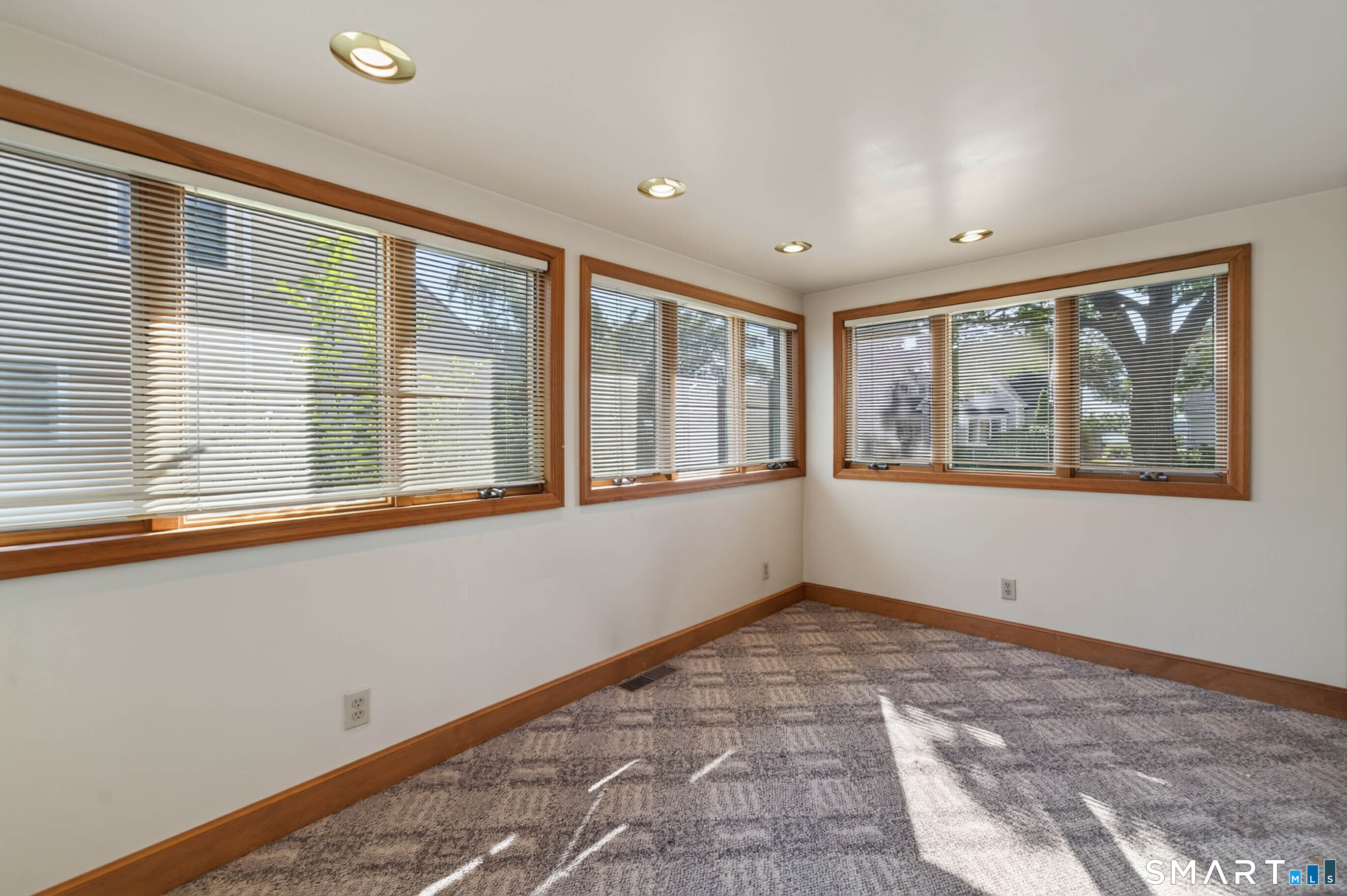 8 Sailors Lane Property Photo 9
