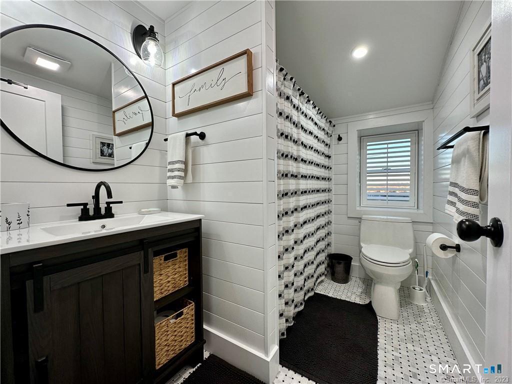 41 Candlewood Drive Property Photo 10