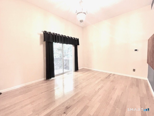 410 Farmington O5 Avenue Property Photo 7