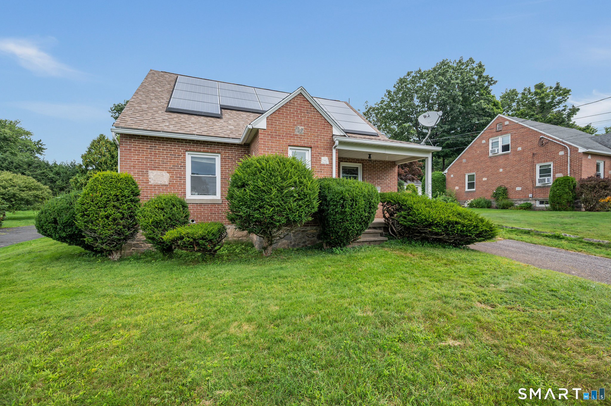 37 Ticonderoga Drive Property Photo 2