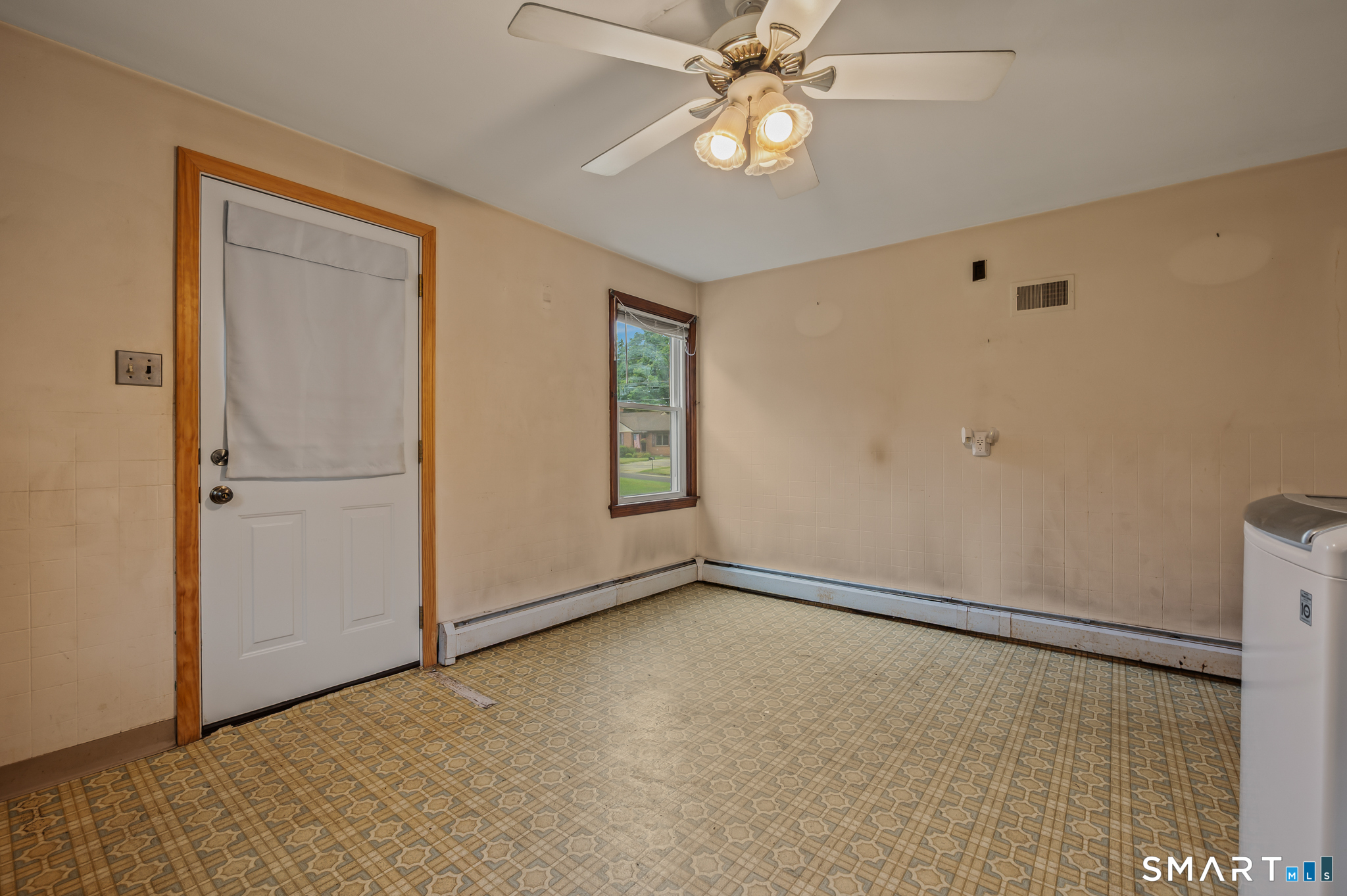37 Ticonderoga Drive Property Photo 6