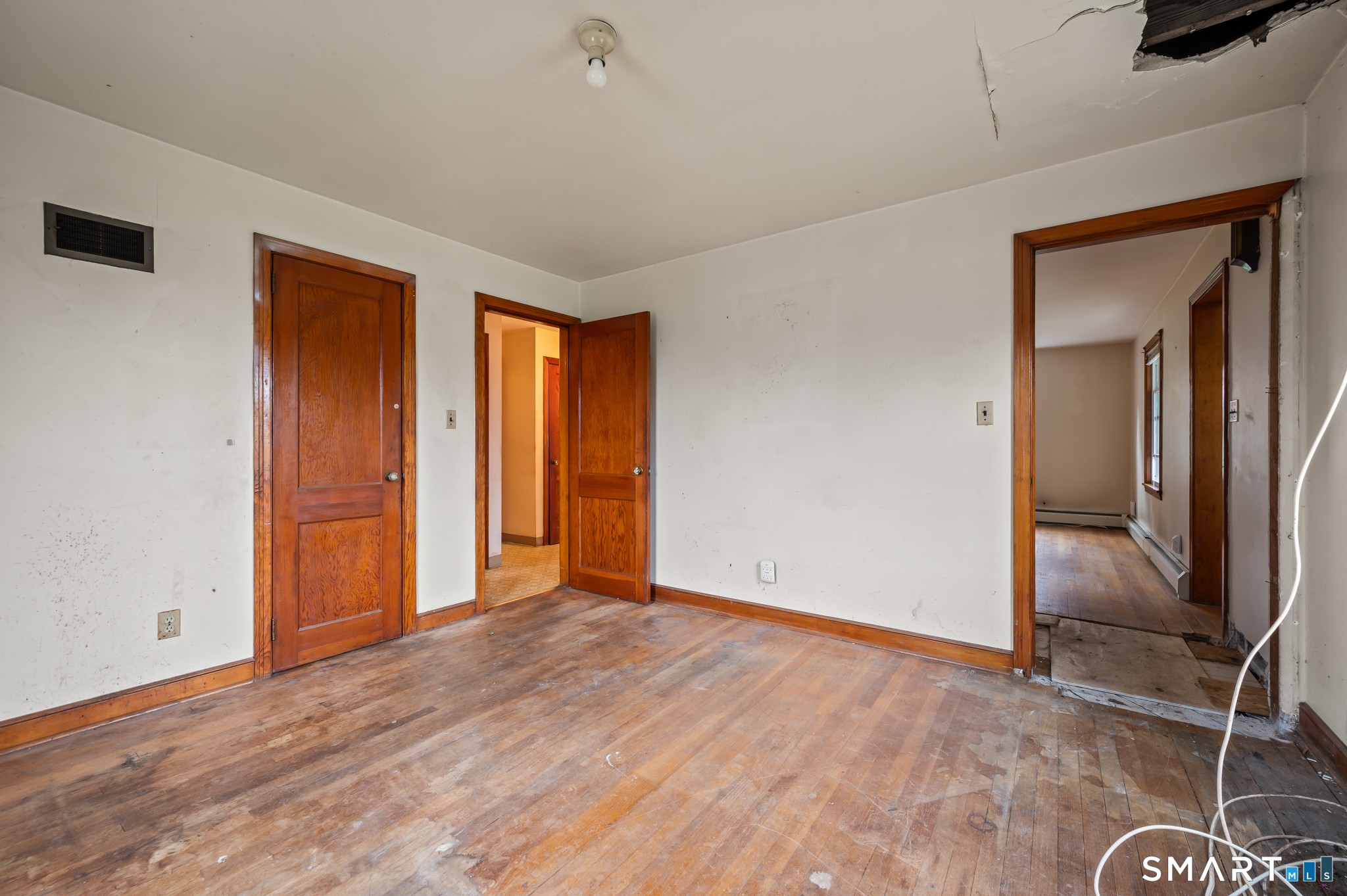 37 Ticonderoga Drive Property Photo 13