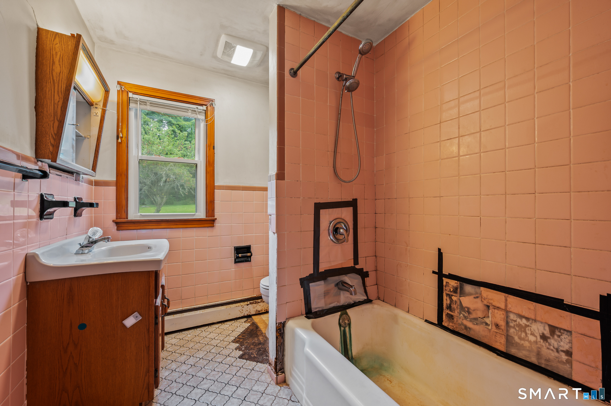 37 Ticonderoga Drive Property Photo 16