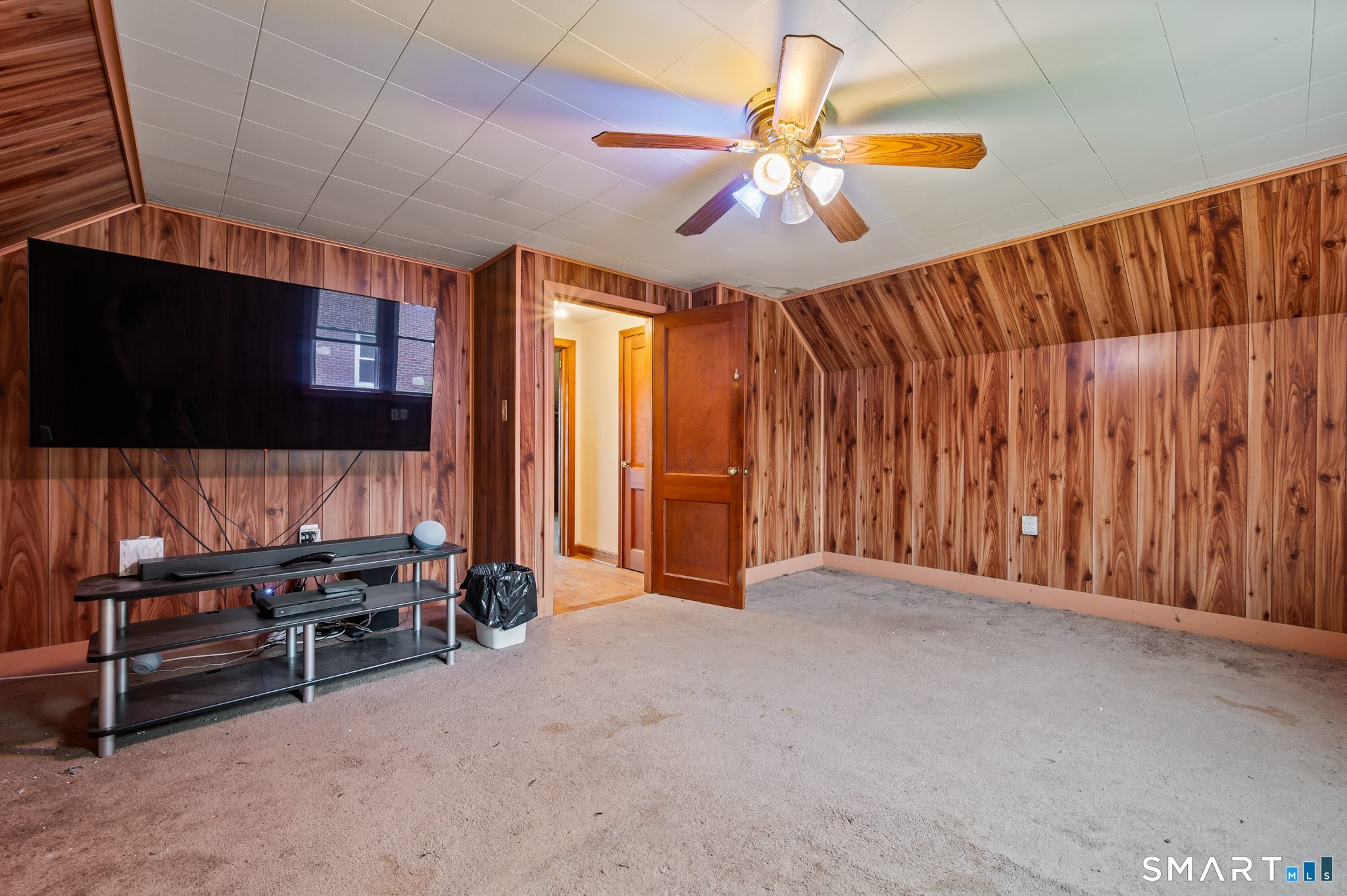 37 Ticonderoga Drive Property Photo 17