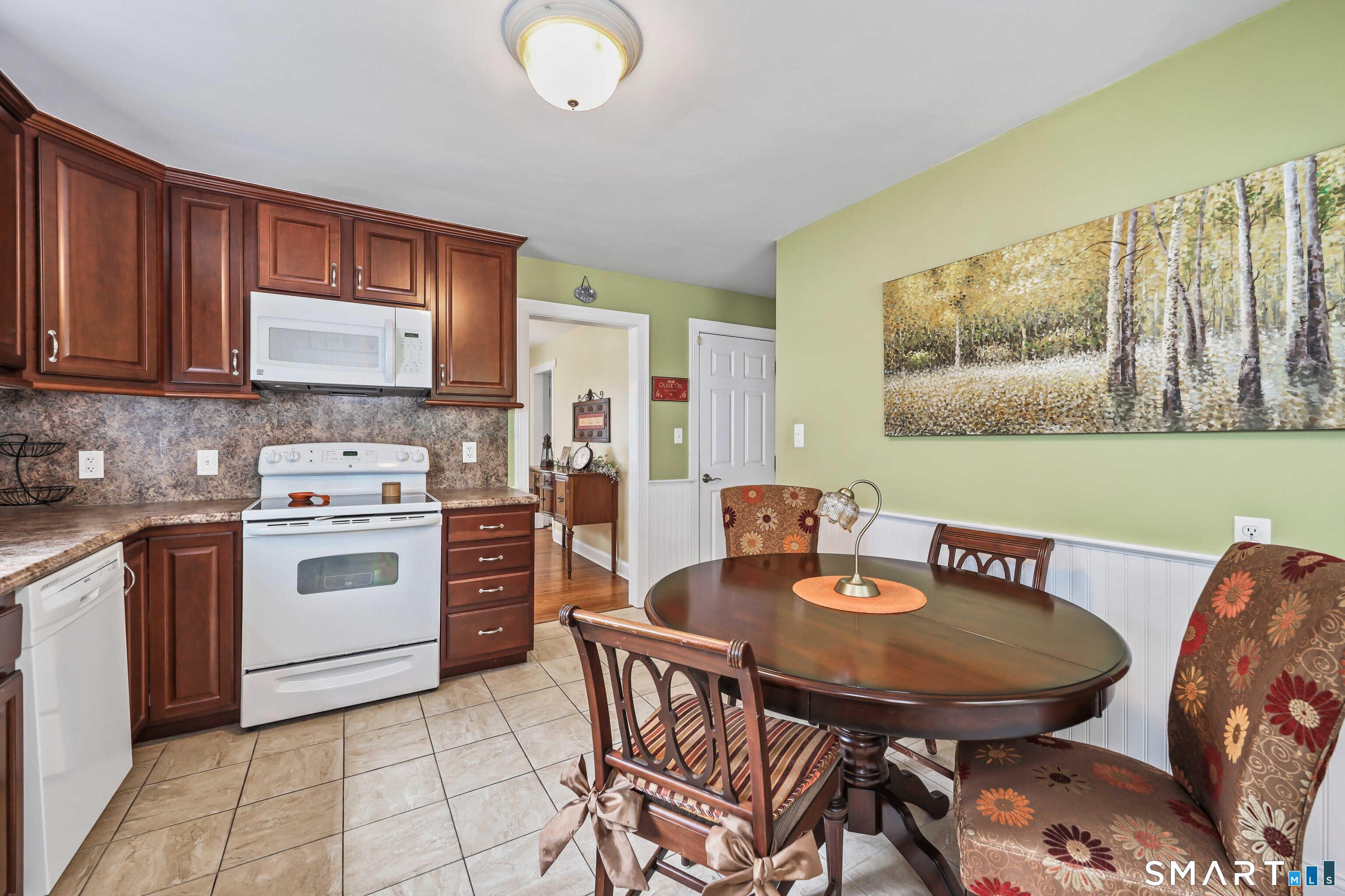 169 Circuit Avenue Property Photo 11