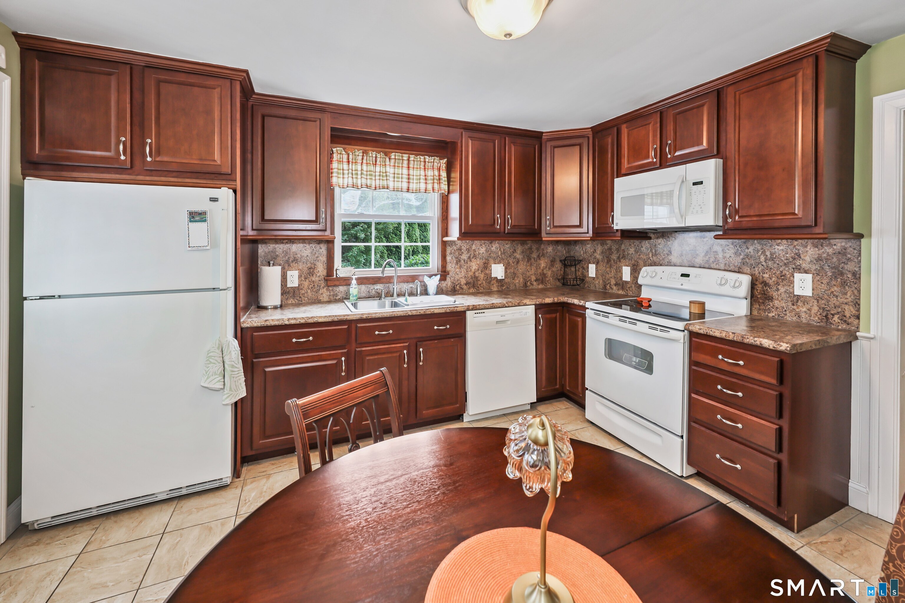 169 Circuit Avenue Property Photo 12