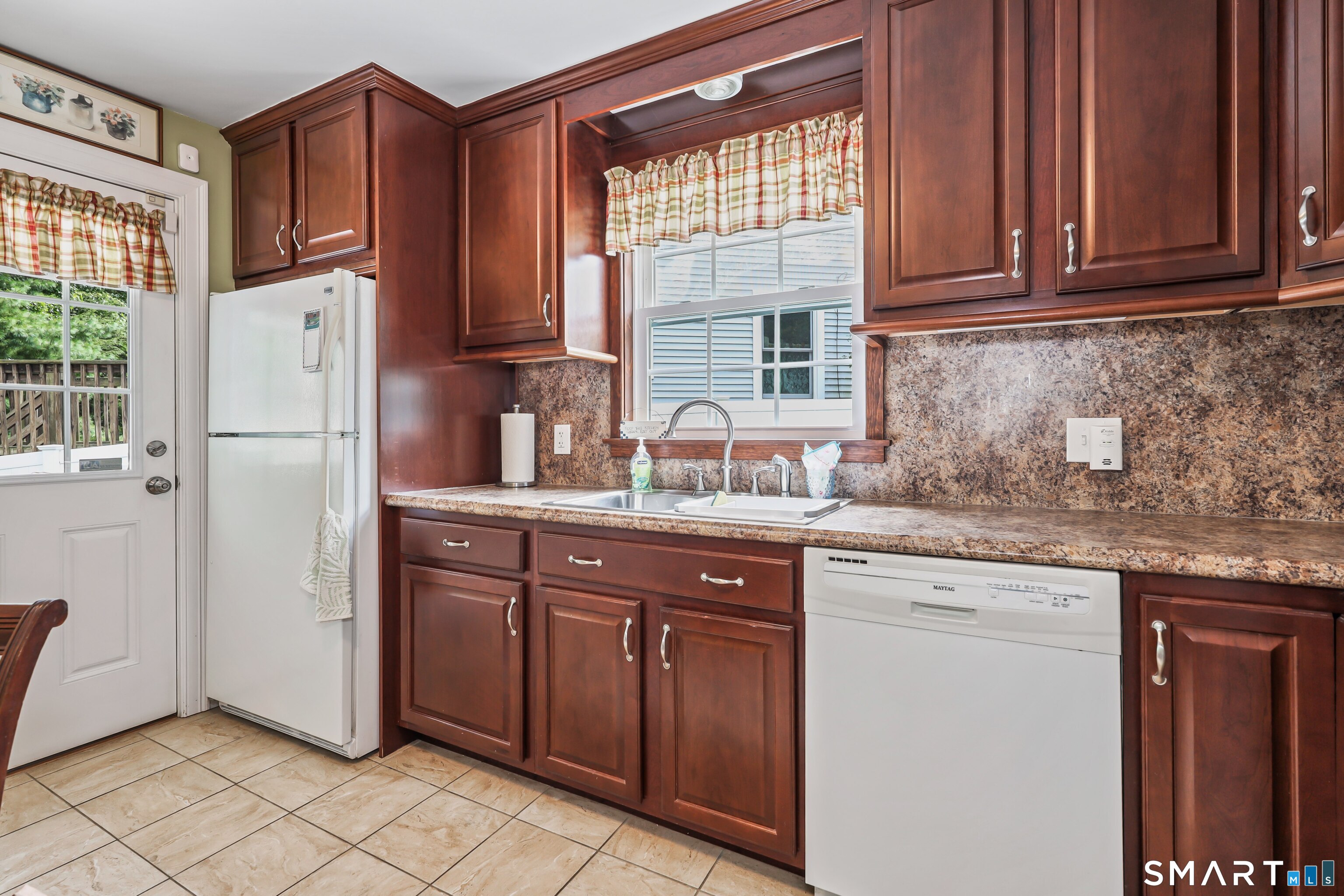 169 Circuit Avenue Property Photo 13