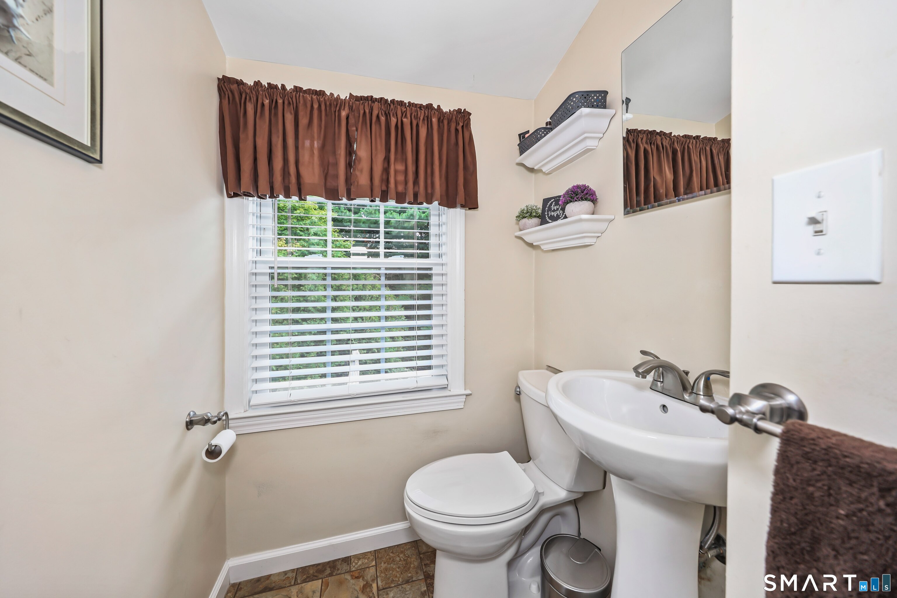 169 Circuit Avenue Property Photo 17