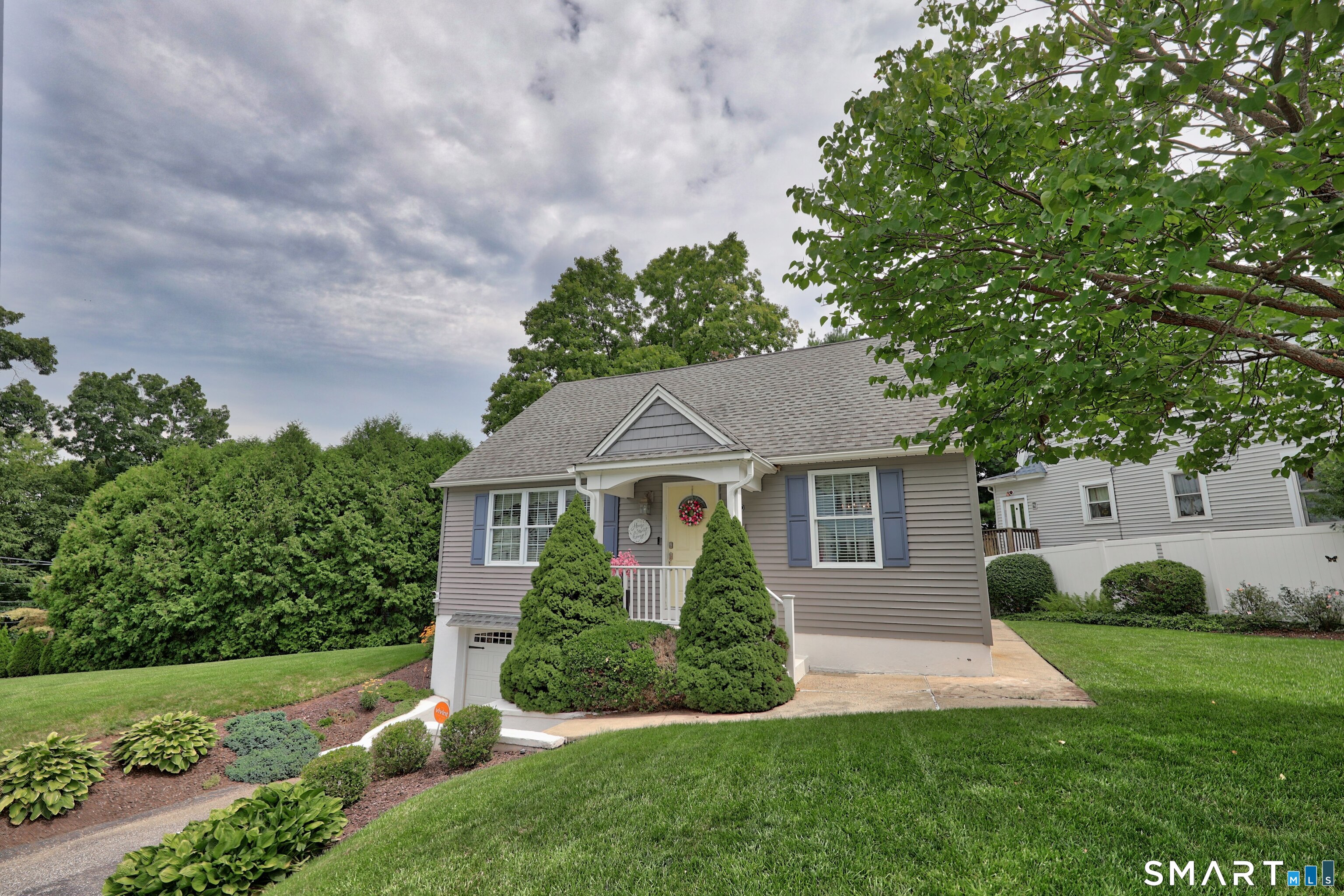 169 Circuit Avenue Property Photo 29