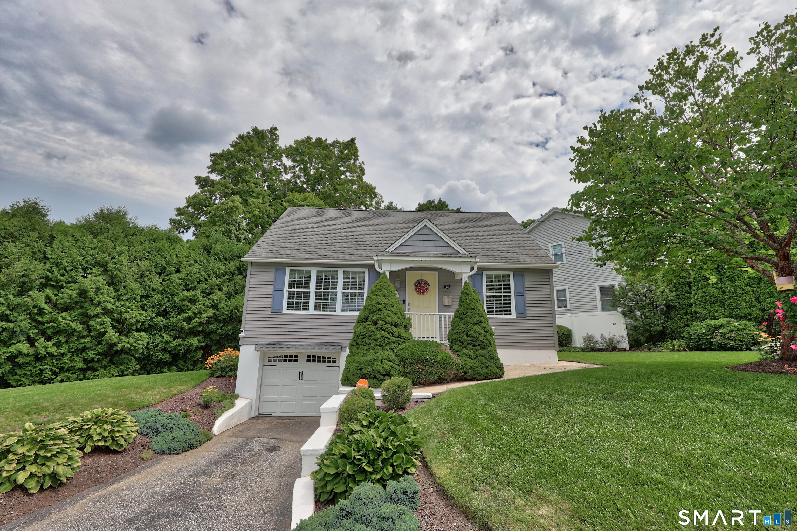 169 Circuit Avenue Property Photo 30