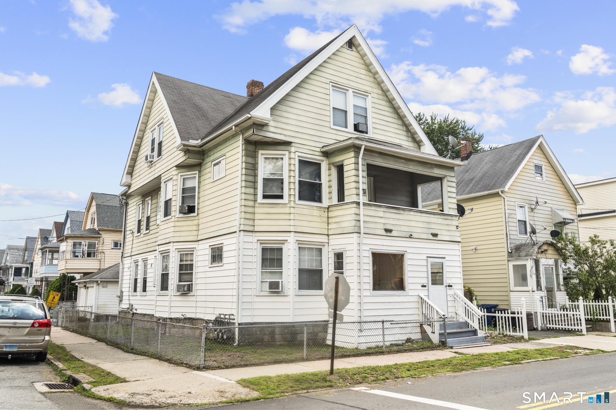 75 Admiral Street Property Photo 1