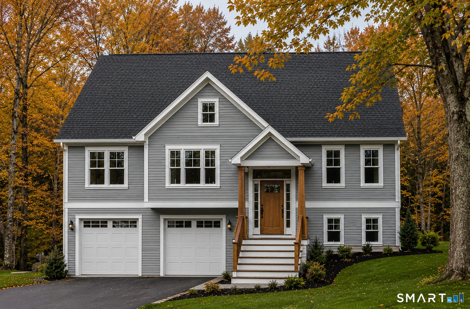 147 Hackmatack Street Property Photo 1