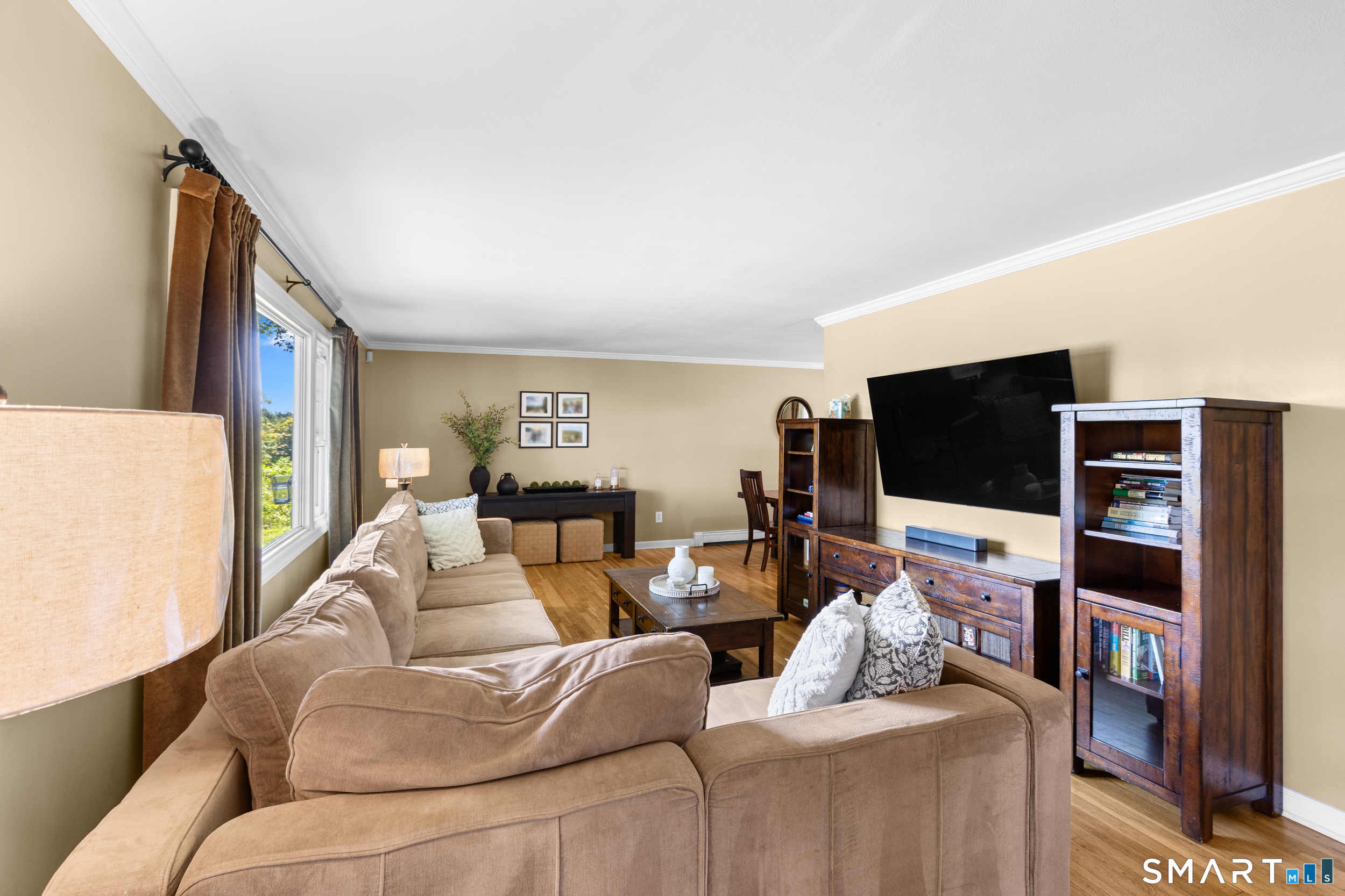 9 Chimney Drive Property Photo 5