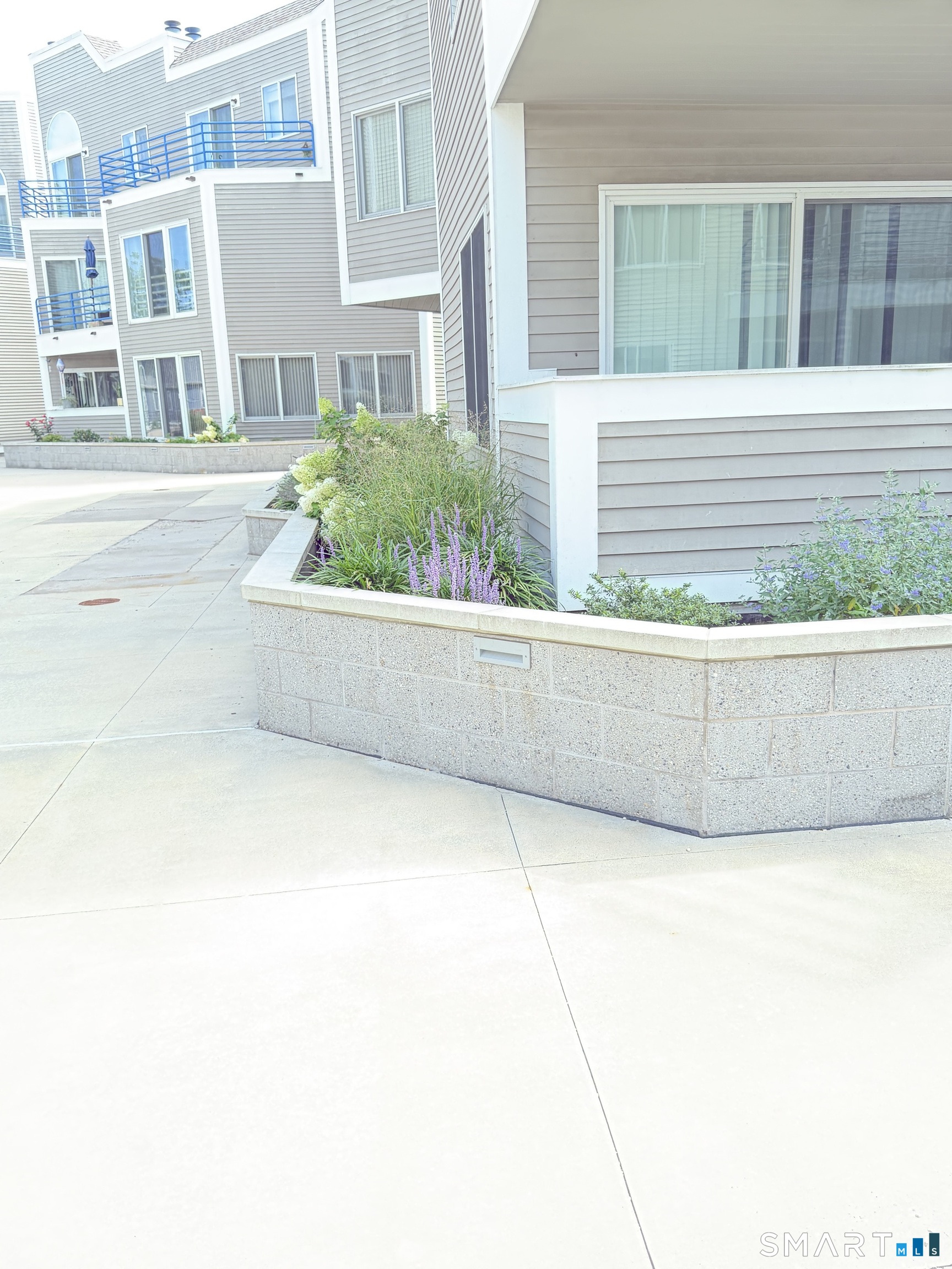 85 Harbour 85 Close Property Photo 23