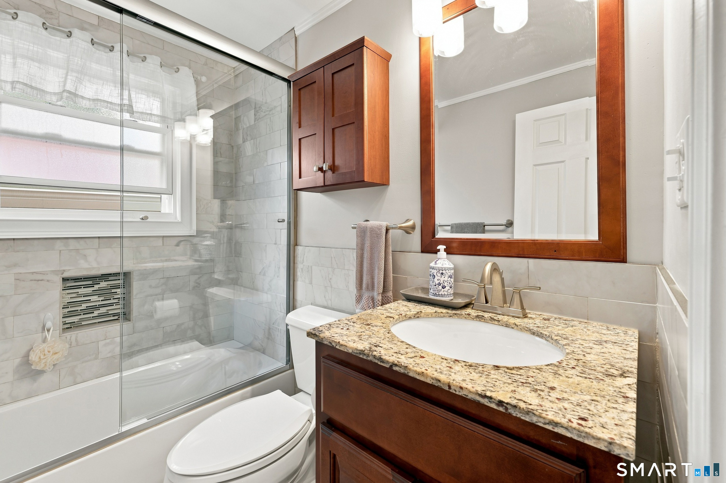 775 Nott Street Property Photo 18