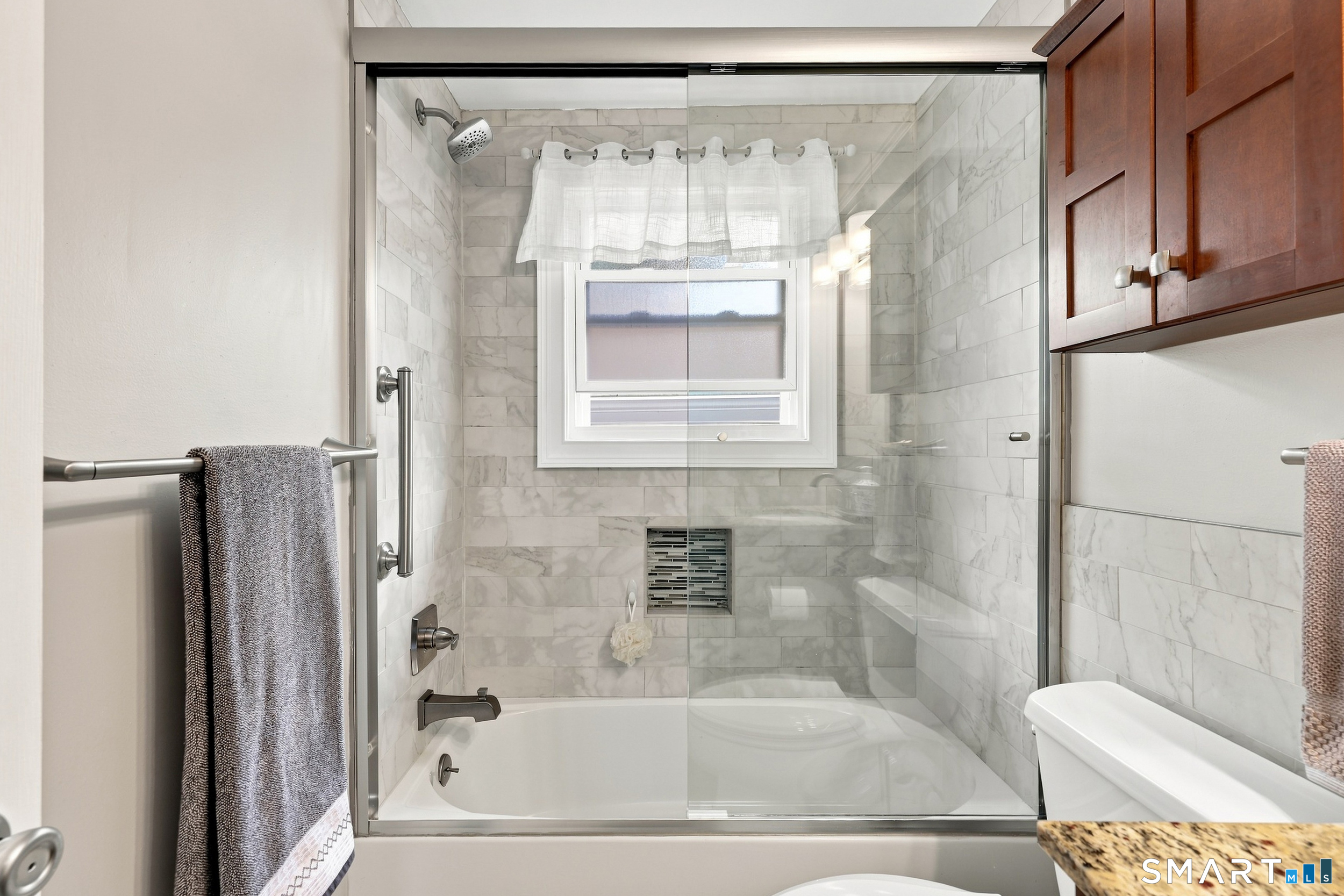 775 Nott Street Property Photo 19