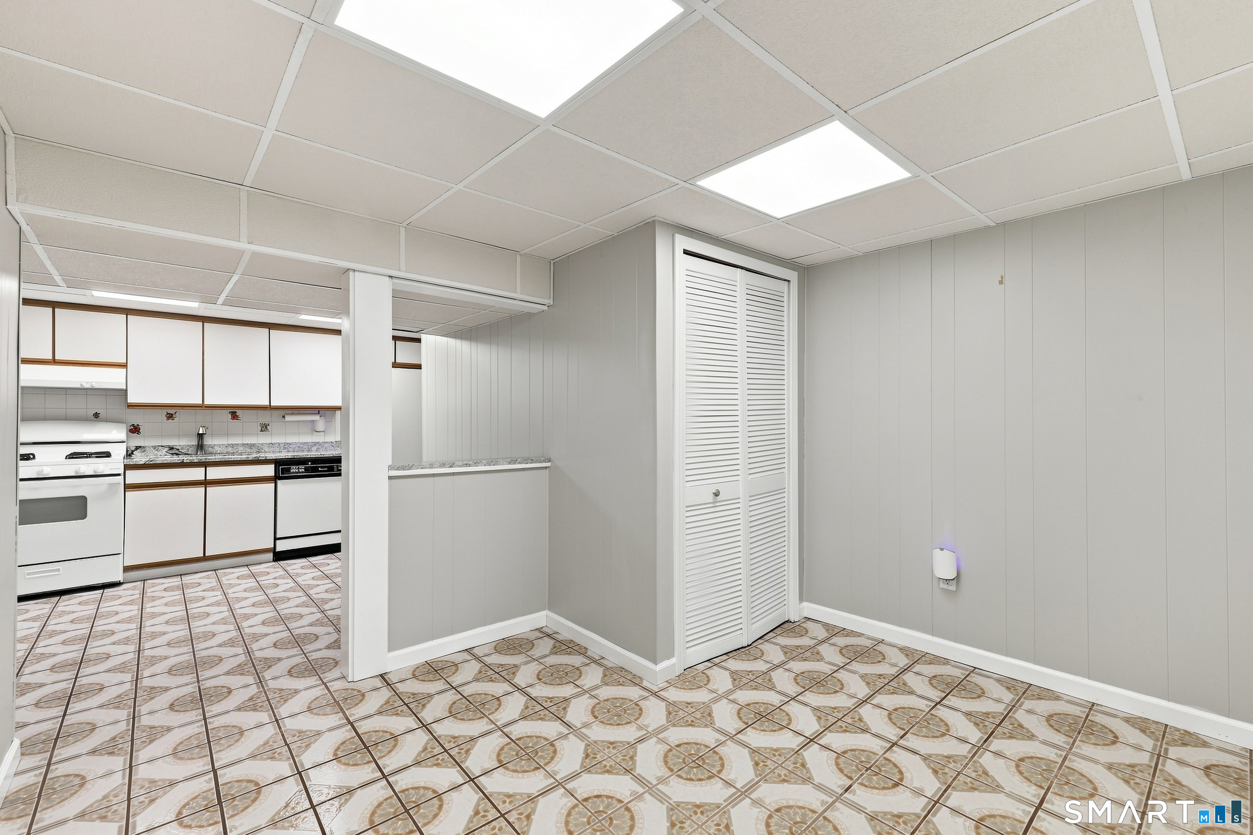 775 Nott Street Property Photo 29