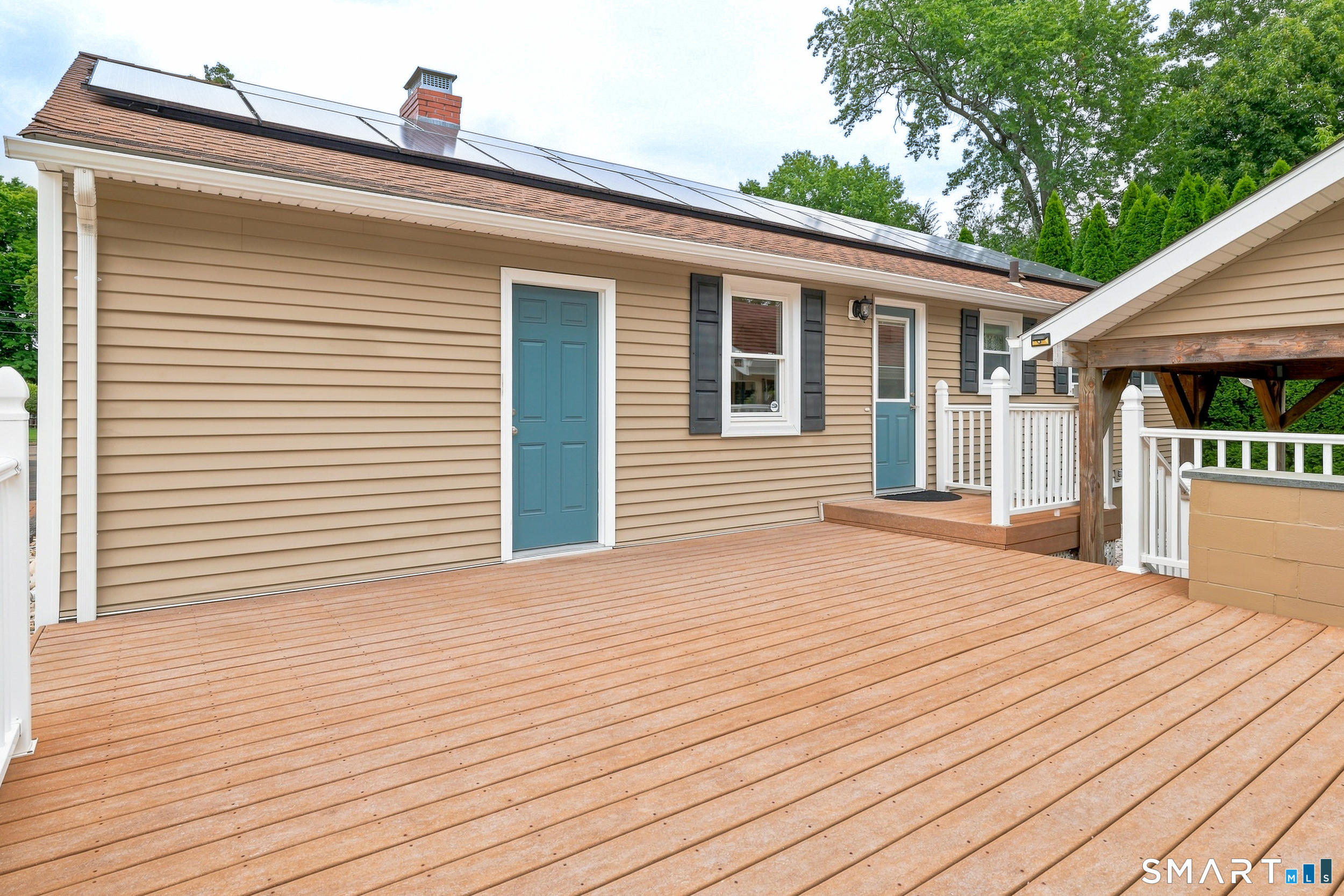 775 Nott Street Property Photo 32