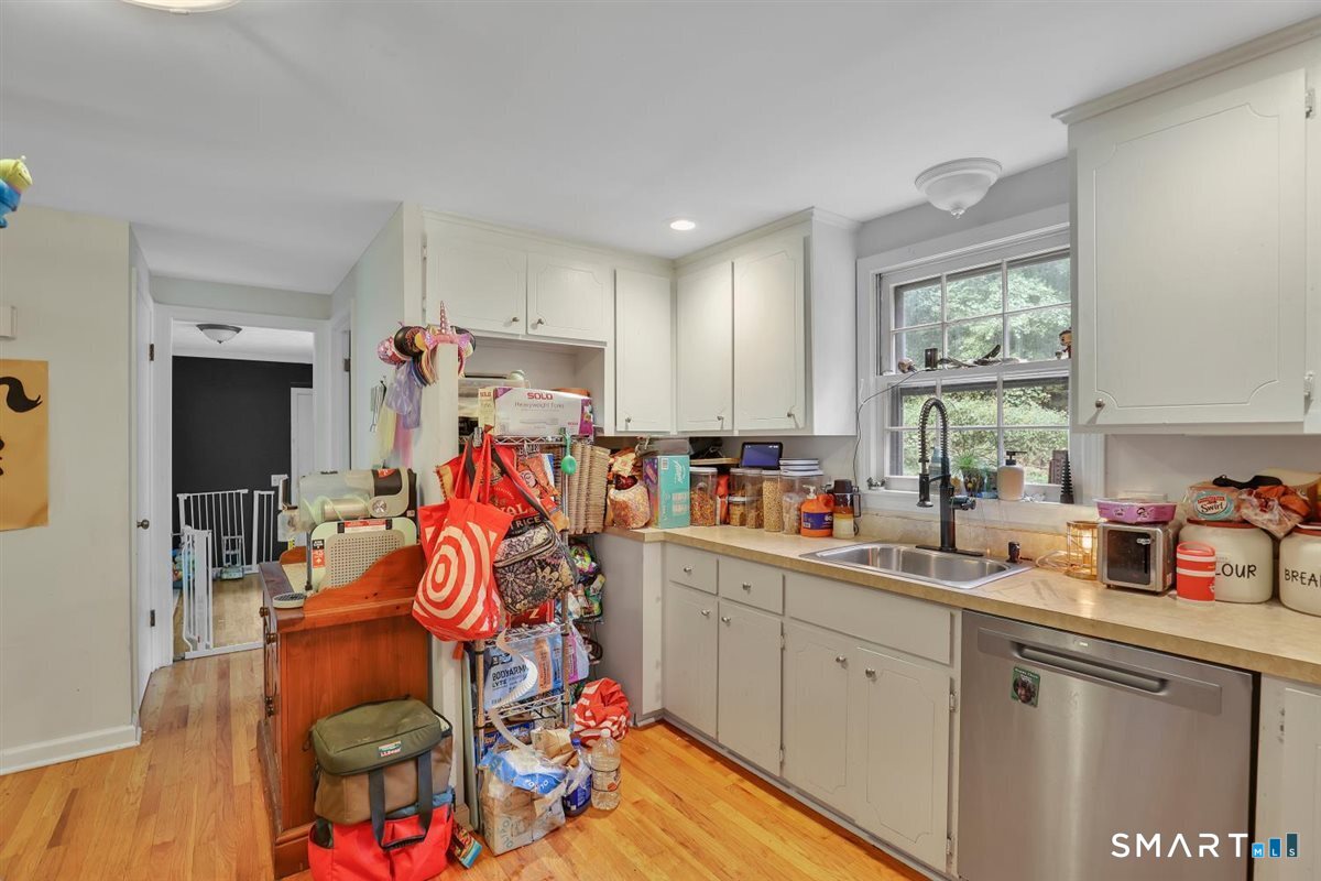 629 Shenipsit Lake Road Property Photo 11