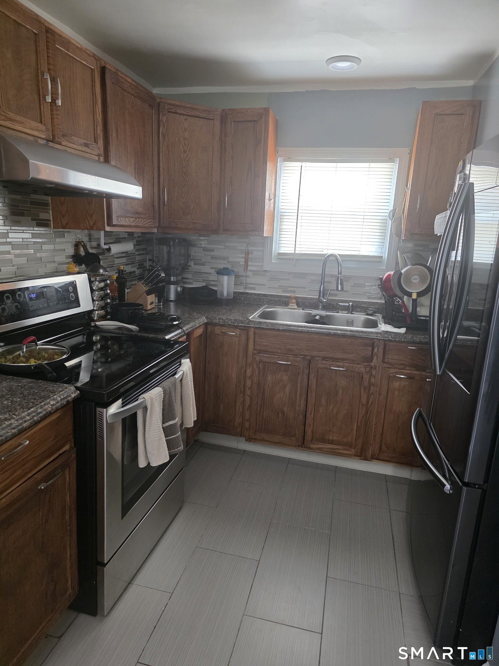 139 Hickory Street Property Photo 4