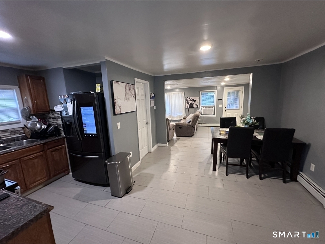139 Hickory Street Property Photo 5